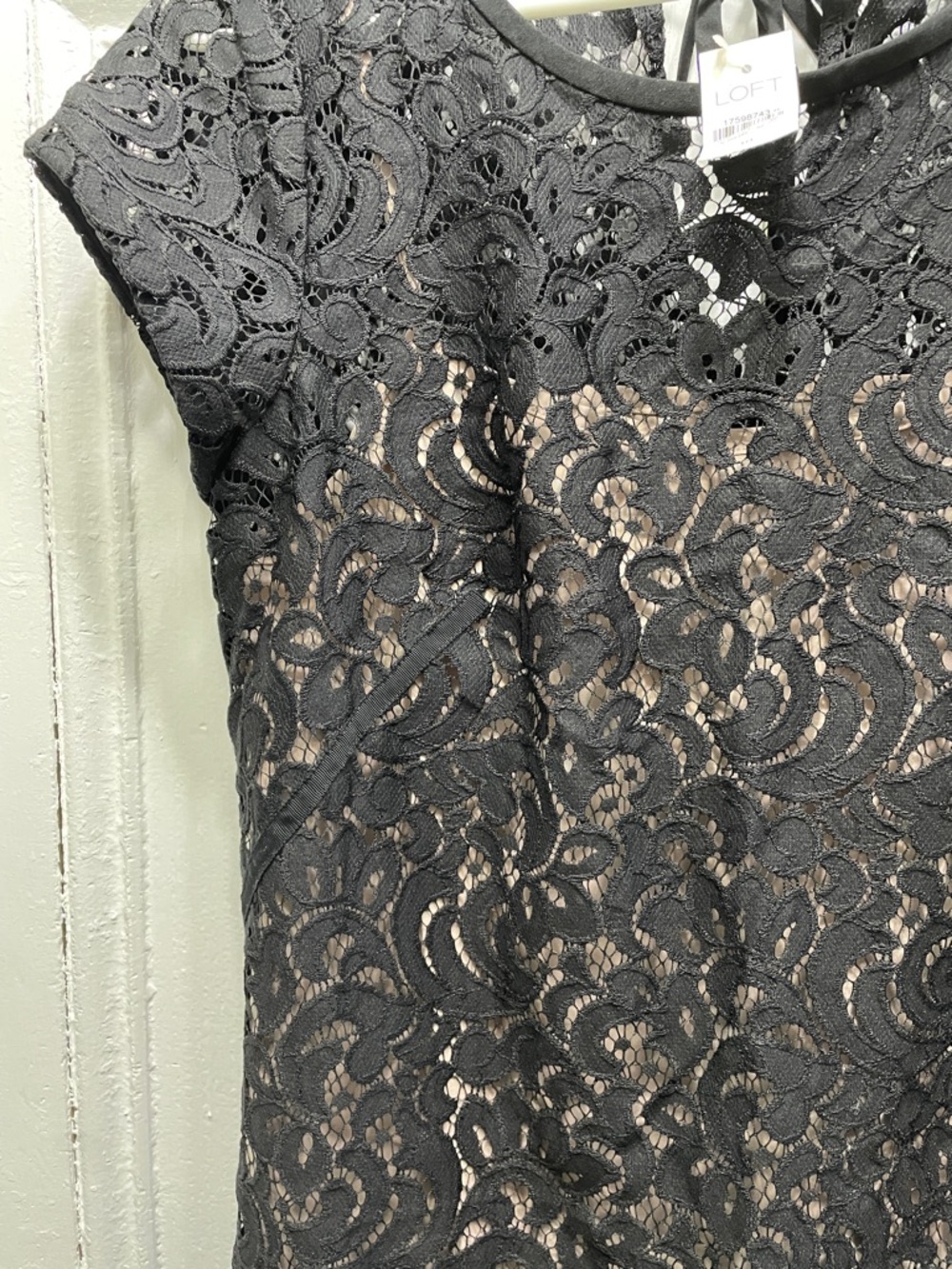 LOFT Black Lace Tie-Back Shift Dress Mini size 10 Large